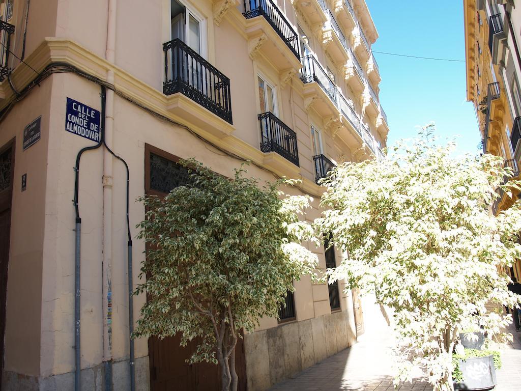 Apartamentos Ortiz De Zarate Valencia Exterior foto